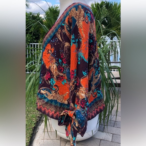 Free People Catch Me If You Can Top Blouse Purple Floral Tie Cuffs Cropped Small - Picture 15 of 15